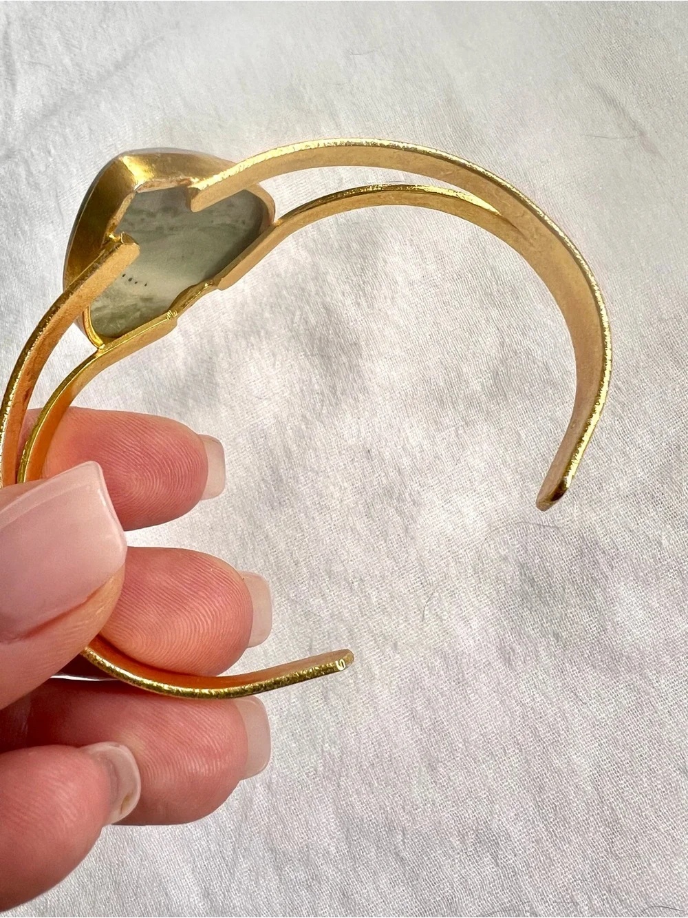 N/A gold overlay